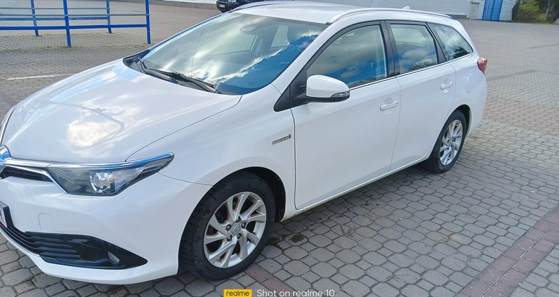 Toyota Auris cena 49900 przebieg: 158557, rok produkcji 2017 z Brok małe 154